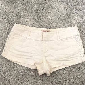 Guess Linen White Shorts